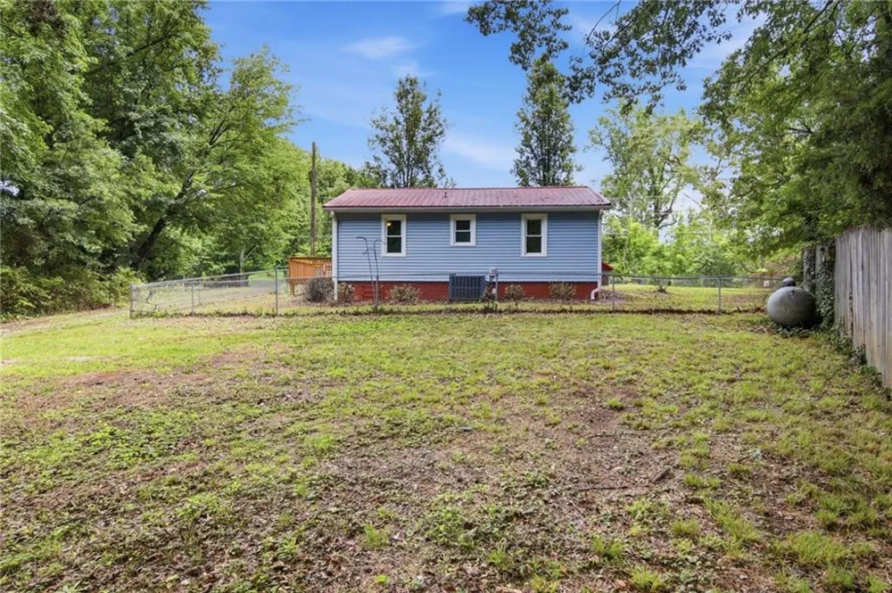 6815 Bannister Road Cumming, GA 30028