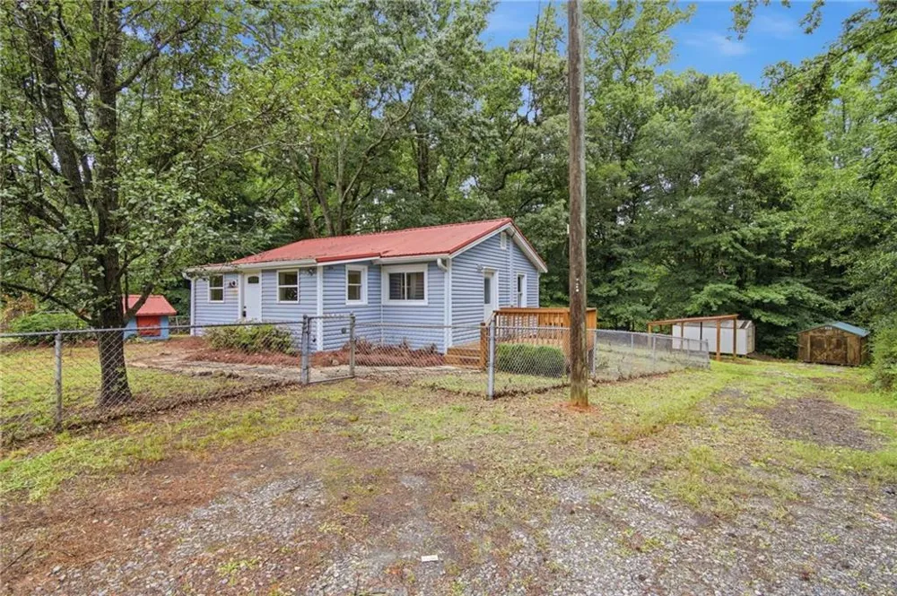 6815 Bannister Road Cumming, GA 30028