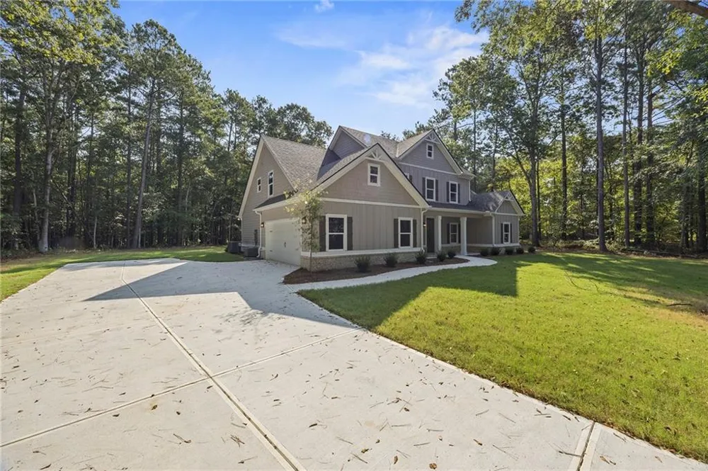 546 Harbour Shores Jackson, GA 30233