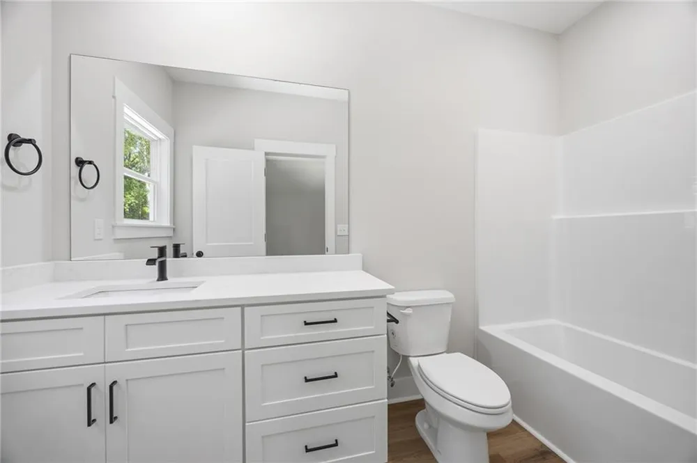 546 Harbour Shores Jackson, GA 30233