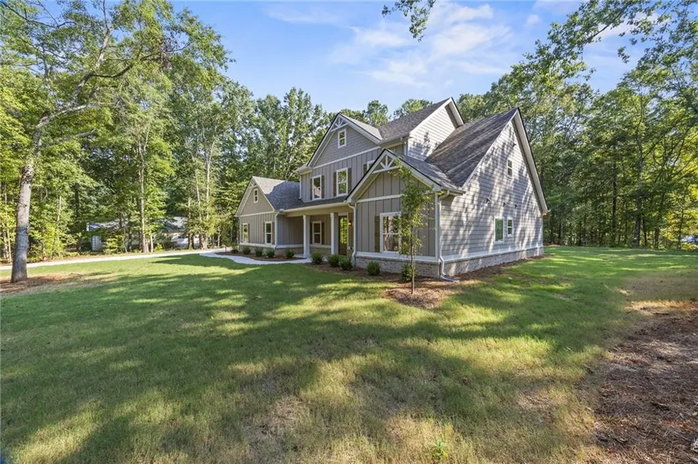 546 Harbour Shores Jackson, GA 30233
