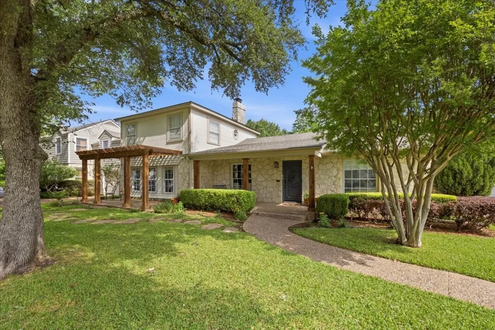 3724 Hilltop Road Fort Worth, TX 76109