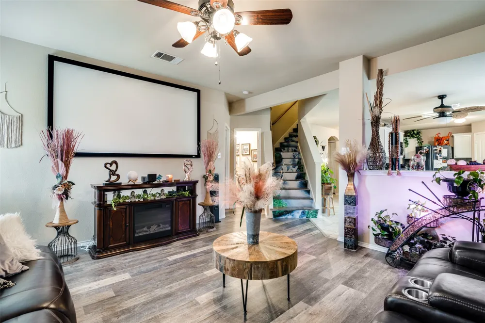 2209 Torch Lake Drive Forney, TX 75126