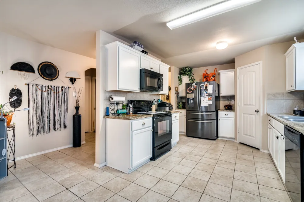 2209 Torch Lake Drive Forney, TX 75126