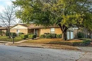 6481 Whitehurst Drive Watauga, TX 76148