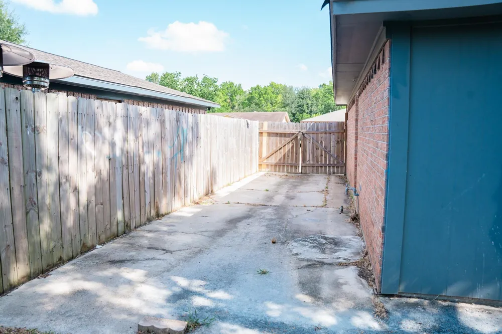 3108 Rey Avenue Baytown, TX 77521