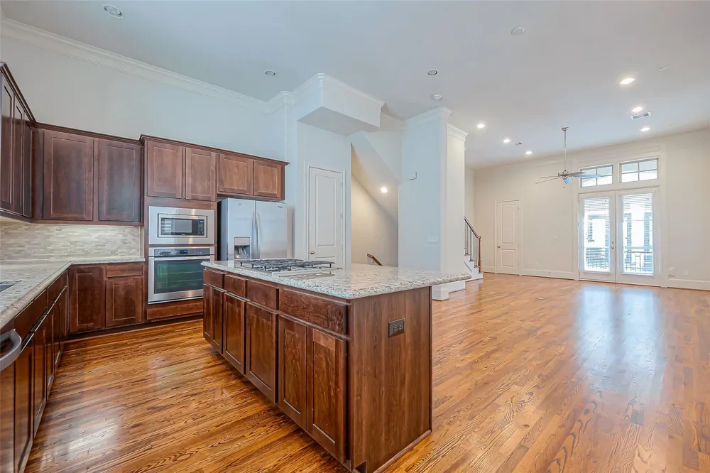 2520 Sherwin Street Houston, TX 77007