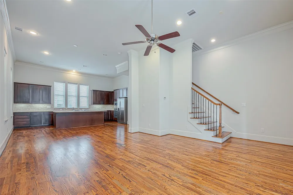 2520 Sherwin Street Houston, TX 77007