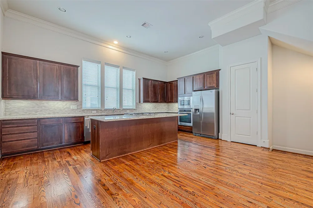 2520 Sherwin Street Houston, TX 77007