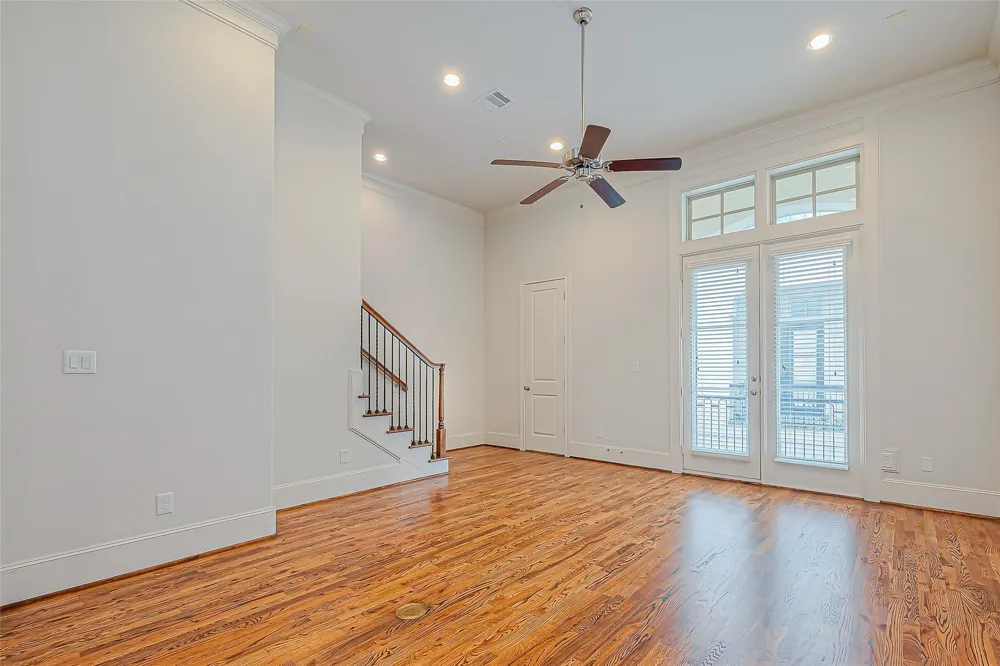 2520 Sherwin Street Houston, TX 77007