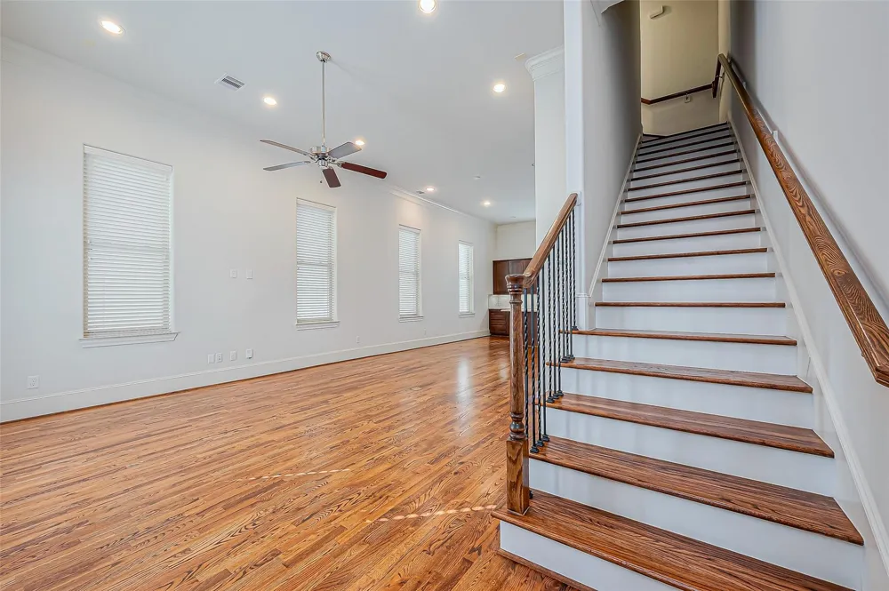 2520 Sherwin Street Houston, TX 77007