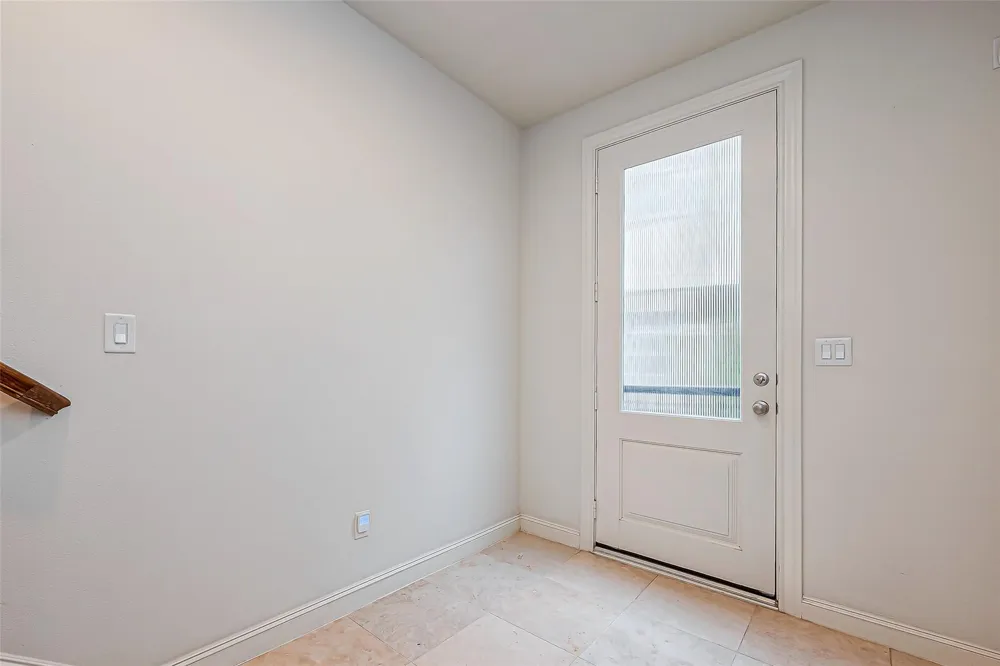 2520 Sherwin Street Houston, TX 77007