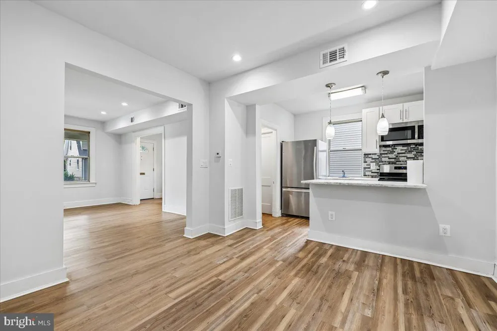 3044 MONROE STREET NE Washington, DC 20018