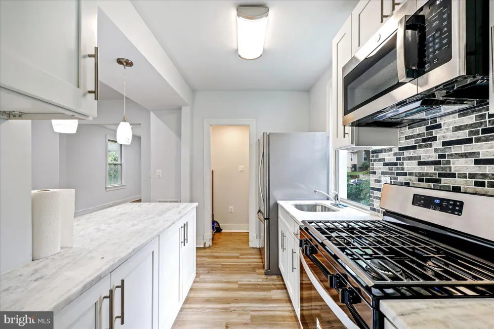 3044 MONROE STREET NE Washington, DC 20018