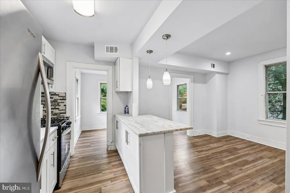 3044 MONROE STREET NE Washington, DC 20018