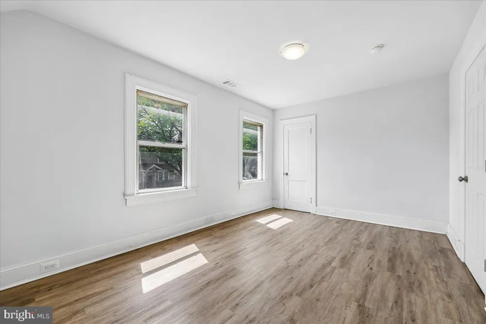 3044 MONROE STREET NE Washington, DC 20018