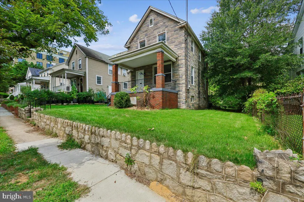 3044 MONROE STREET NE Washington, DC 20018