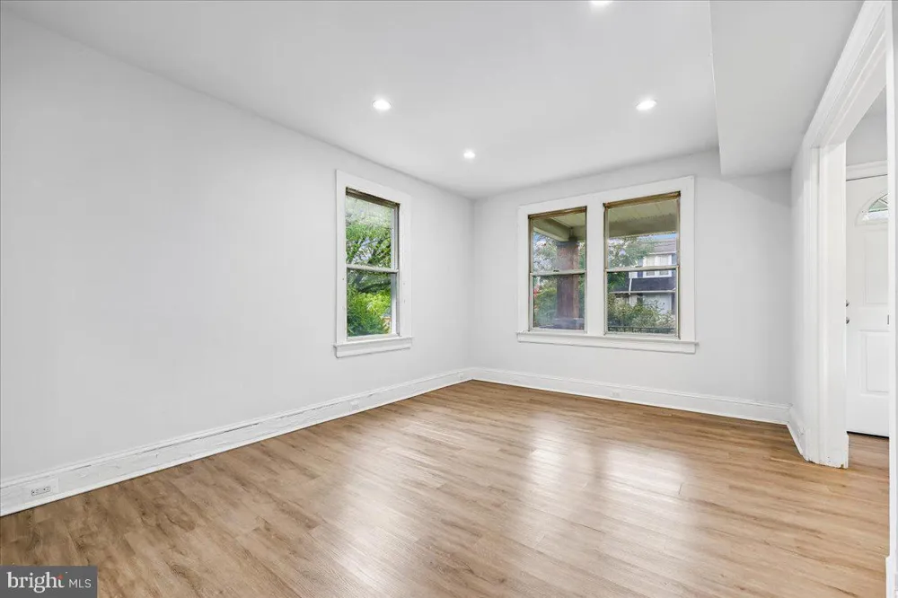 3044 MONROE STREET NE Washington, DC 20018