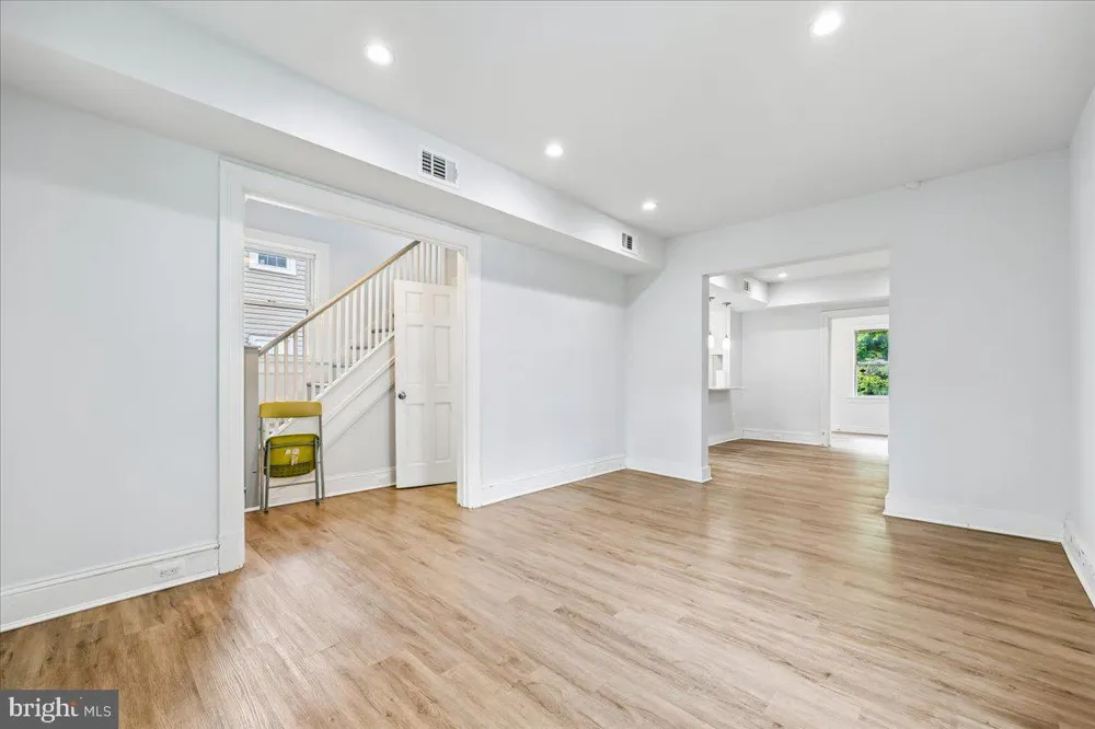 3044 MONROE STREET NE Washington, DC 20018