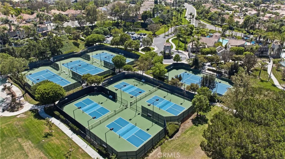 6 Aleria Laguna Niguel, CA 92677