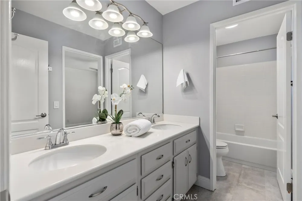 6 Aleria Laguna Niguel, CA 92677