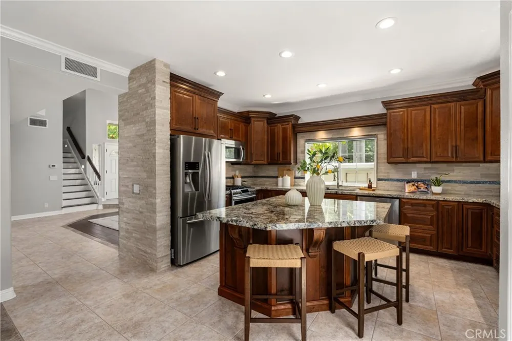 6 Aleria Laguna Niguel, CA 92677