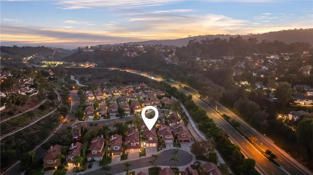 6 Aleria Laguna Niguel, CA 92677