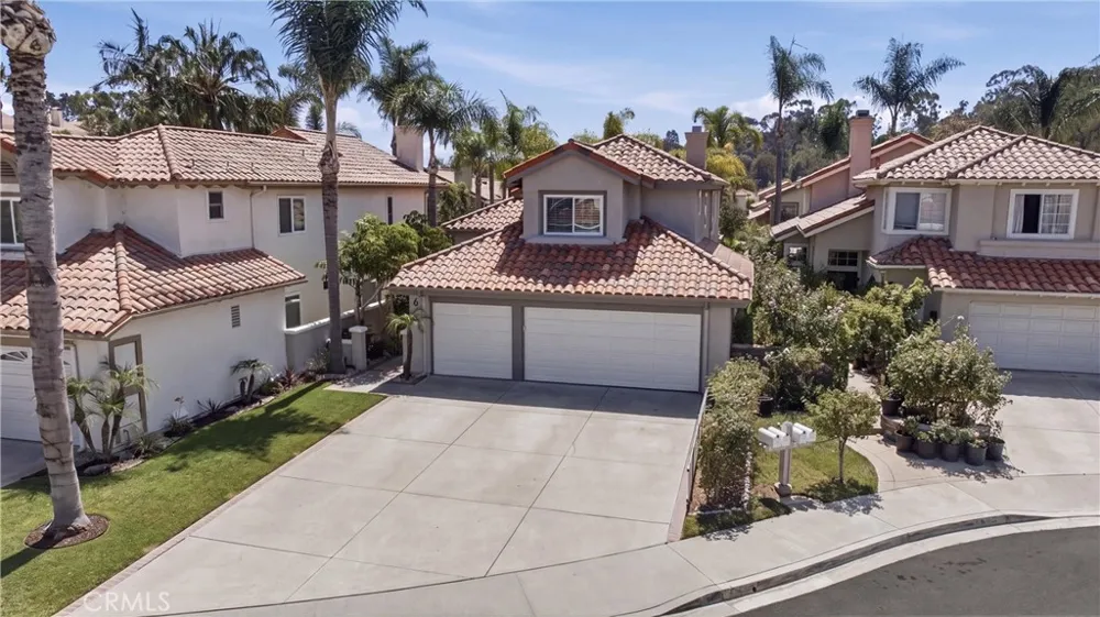 6 Aleria Laguna Niguel, CA 92677