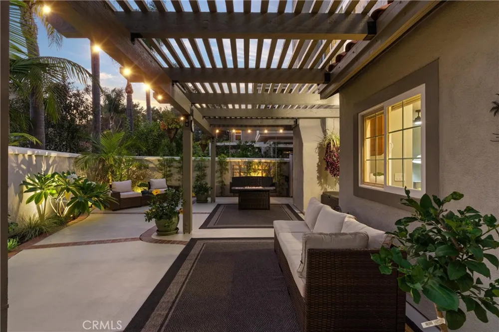 6 Aleria Laguna Niguel, CA 92677