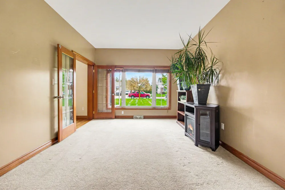 8060 Fox Tail Court Ypsilanti, MI 48197