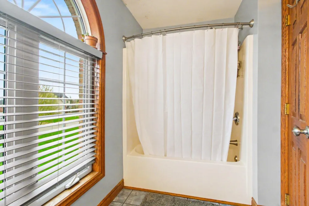 8060 Fox Tail Court Ypsilanti, MI 48197