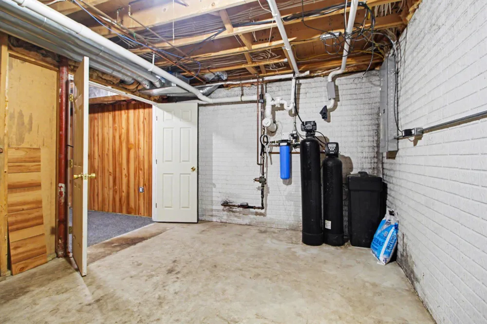 8060 Fox Tail Court Ypsilanti, MI 48197