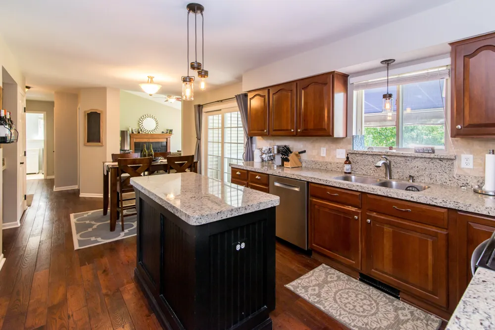 5994 Cedar Ridge Drive Ann Arbor, MI 48103