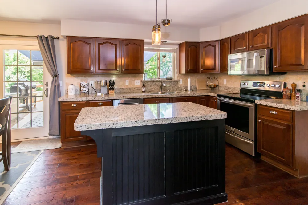 5994 Cedar Ridge Drive Ann Arbor, MI 48103