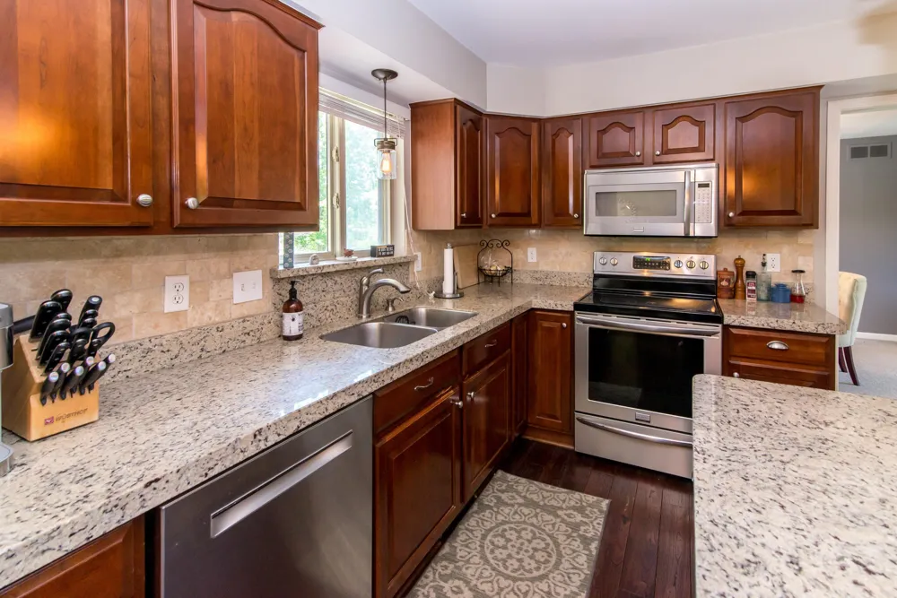 5994 Cedar Ridge Drive Ann Arbor, MI 48103