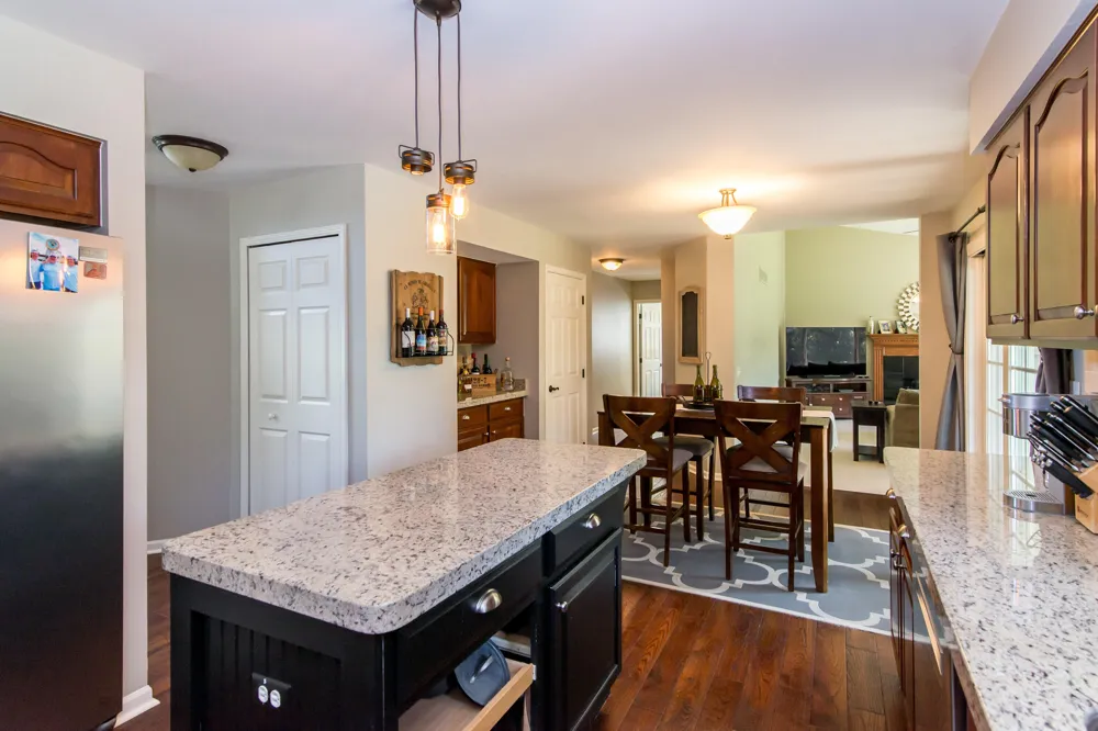 5994 Cedar Ridge Drive Ann Arbor, MI 48103