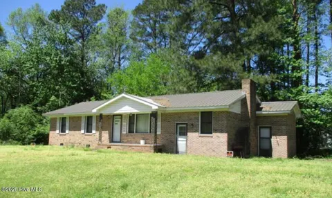 106 S Grandy Lane
