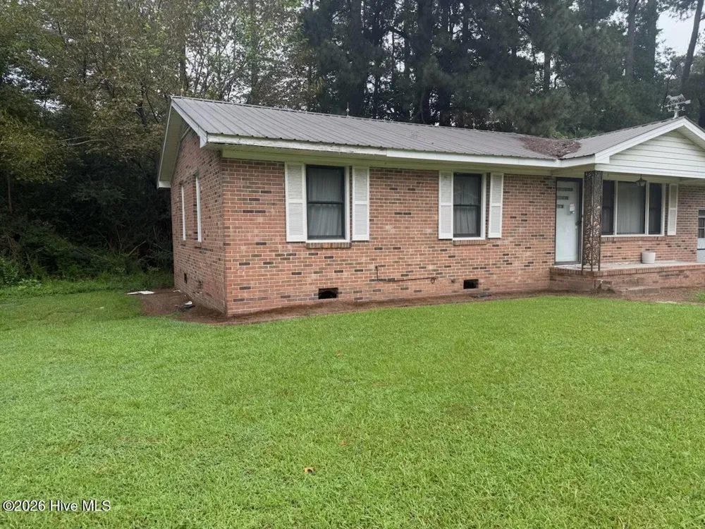 106 S Grandy Lane Windsor, NC 27983