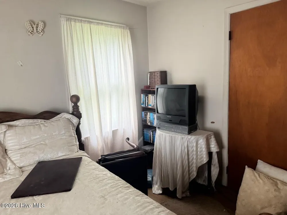 106 S Grandy Lane Windsor, NC 27983