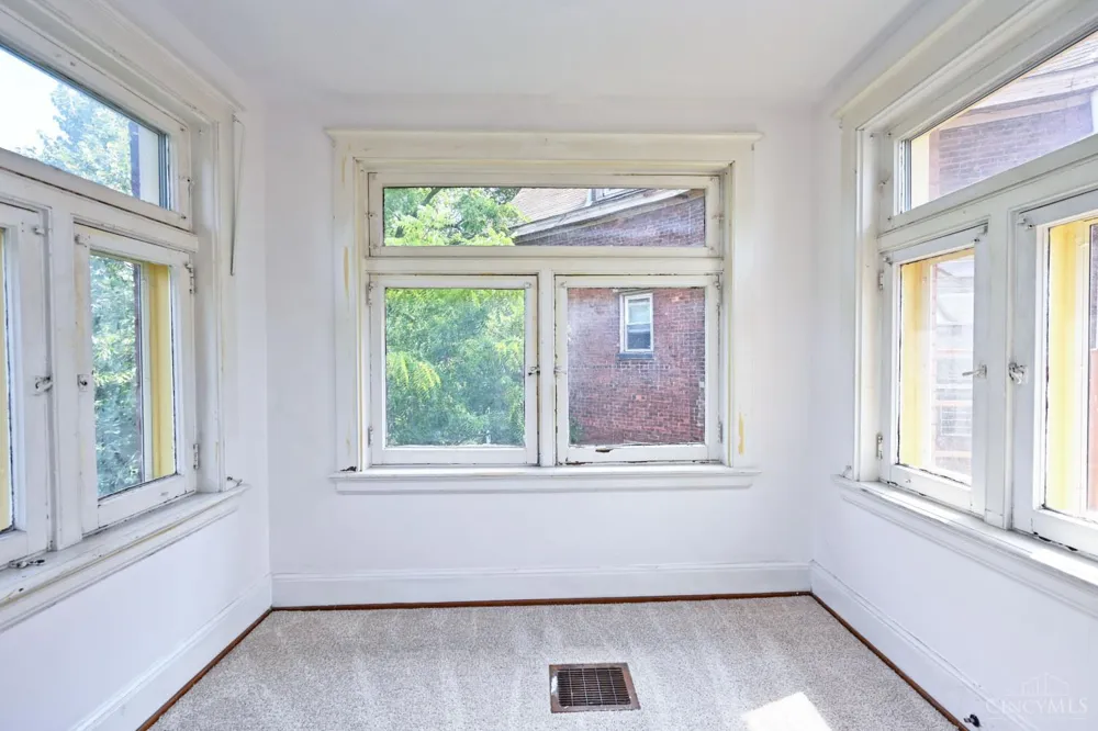 236 Loraine Avenue #3 Cincinnati, OH 45220