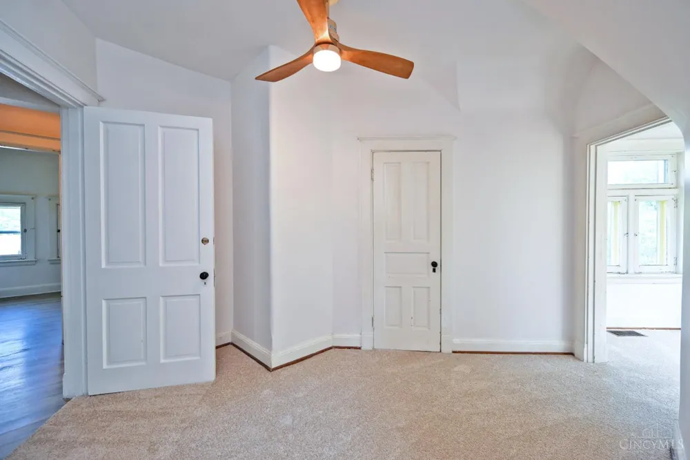 236 Loraine Avenue #3 Cincinnati, OH 45220