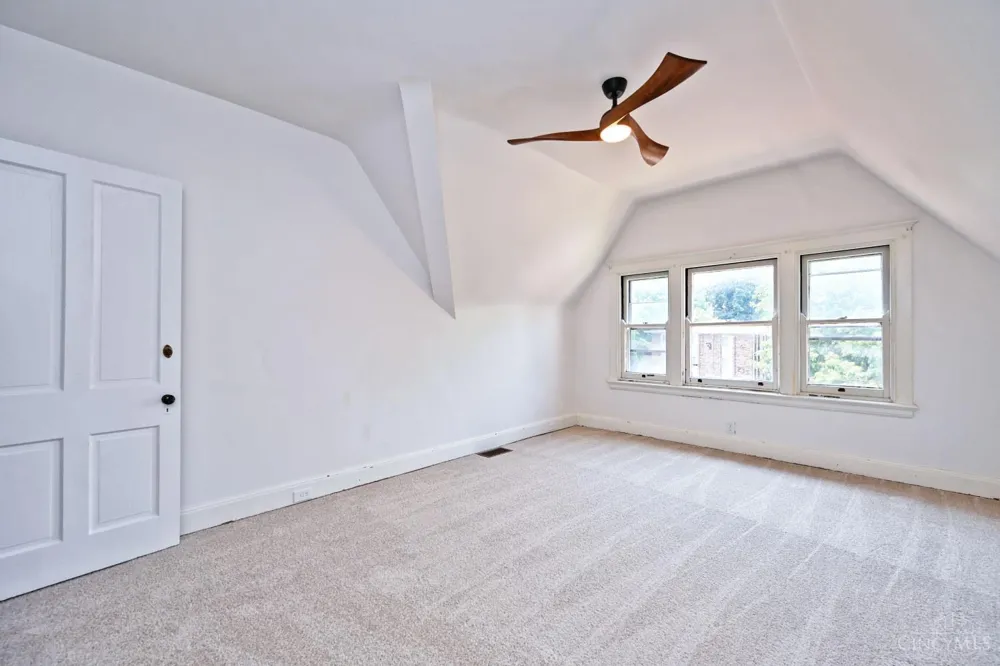 236 Loraine Avenue #3 Cincinnati, OH 45220
