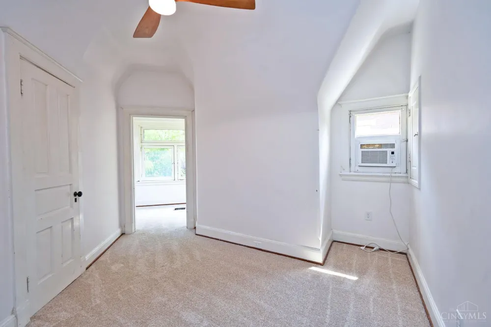 236 Loraine Avenue #3 Cincinnati, OH 45220