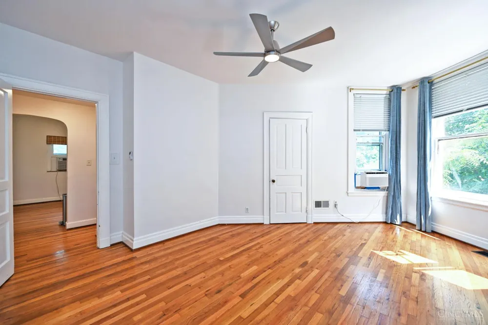 236 Loraine Avenue #2 Cincinnati, OH 45220