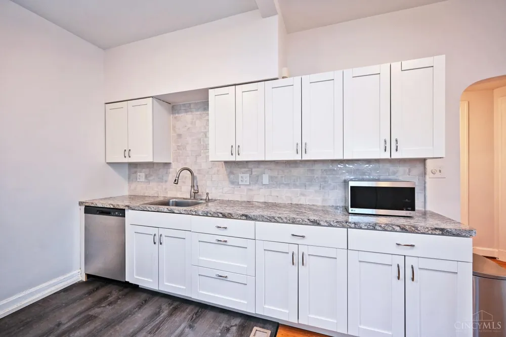 236 Loraine Avenue #2 Cincinnati, OH 45220