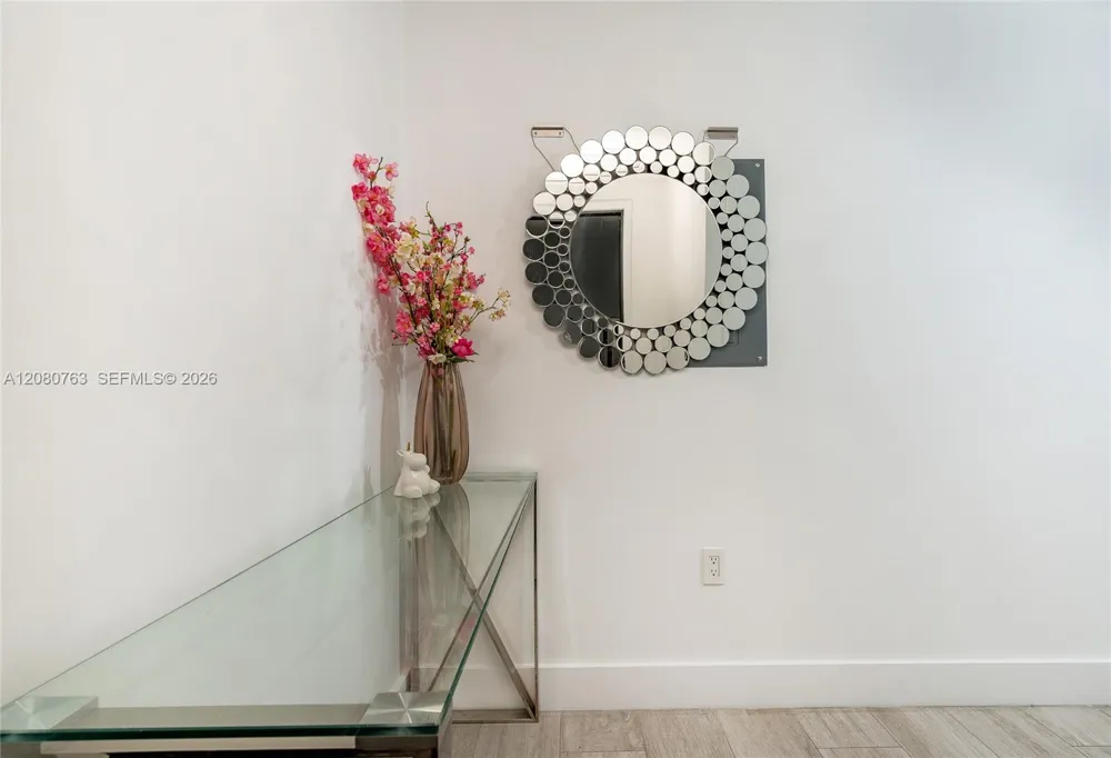 121 NE 34th St #3001 Miami, FL 33137
