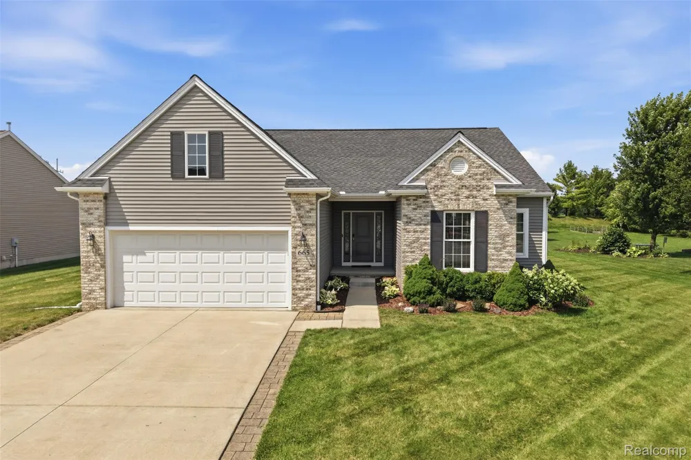 665 Marblewood Lane Pittsfield Charter Township, MI 48176