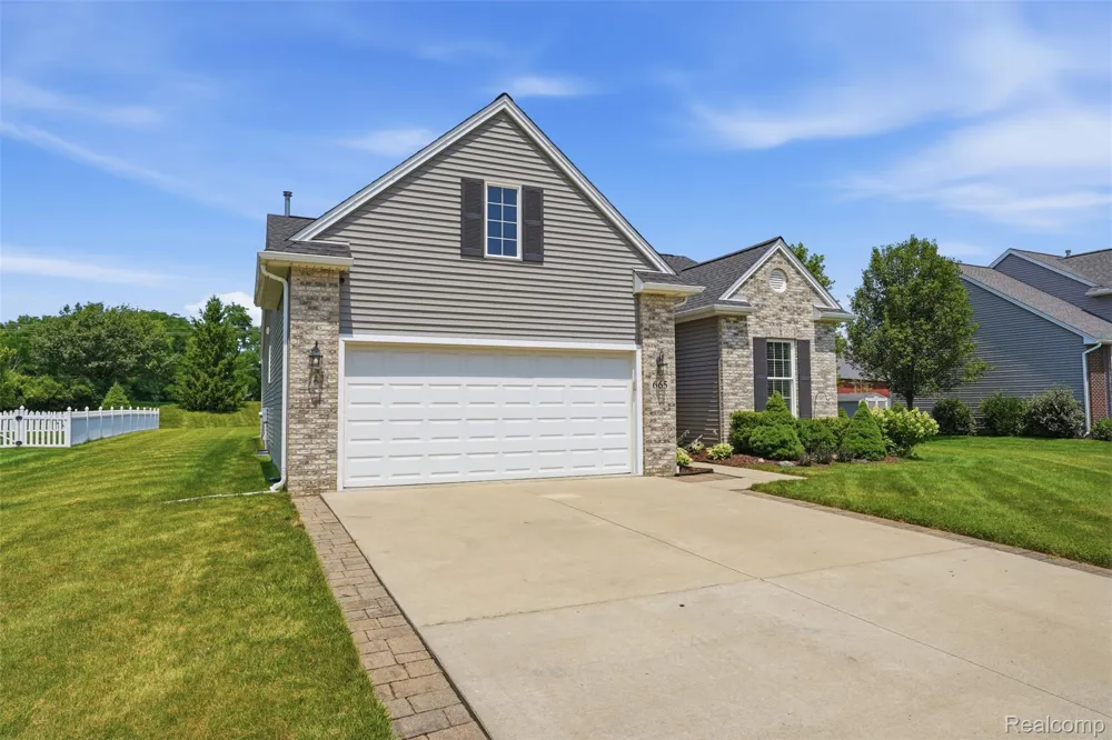 665 Marblewood Lane Pittsfield Charter Township, MI 48176