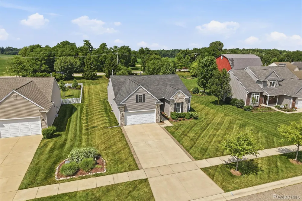 665 Marblewood Lane Pittsfield Charter Township, MI 48176