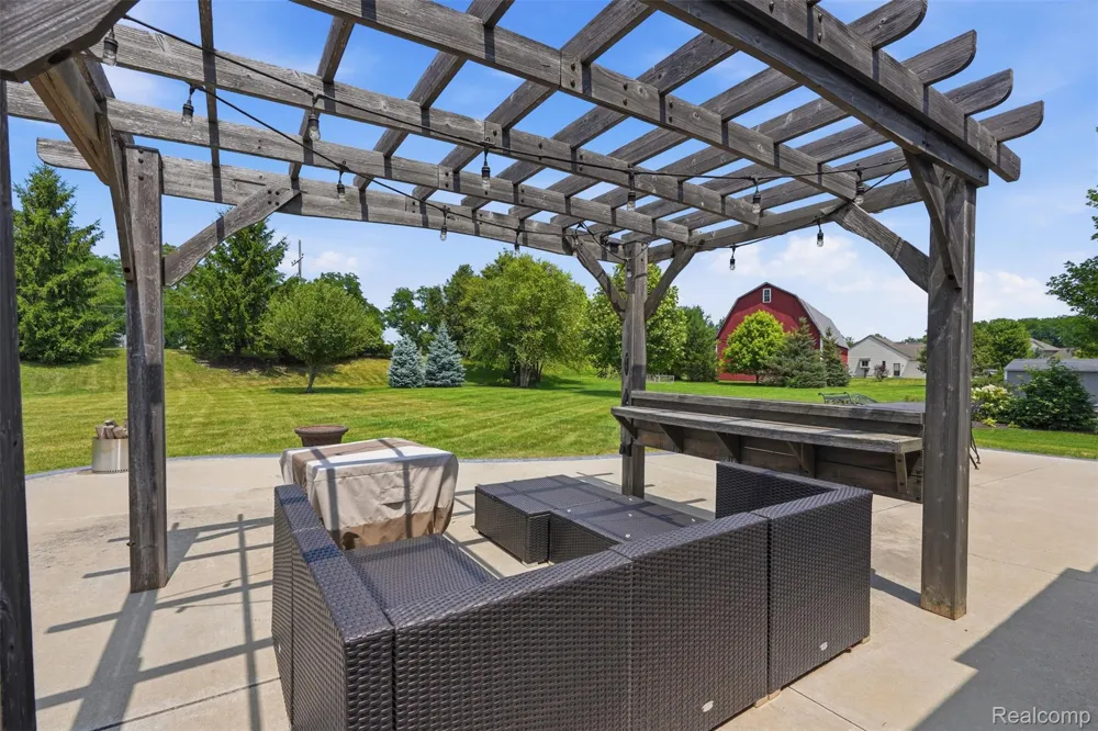 665 Marblewood Lane Pittsfield Charter Township, MI 48176
